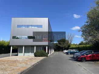 À louer Bureaux - Floirac 33270 - 565.72m²