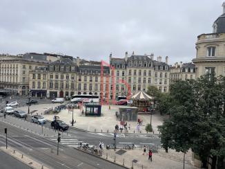 À louer Bureaux - Bordeaux 33000 - 131.6m²