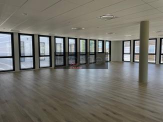 À louer Bureaux - Mérignac 33700 - 310m²