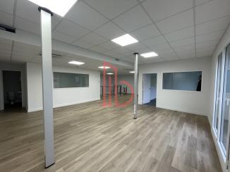 À louer Bureaux - Bordeaux 33300 - 360m²