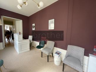 À louer Bureaux - Bordeaux 33000 - 132m²