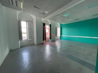 À louer Bureaux - Bordeaux 33300 - 327.75m²