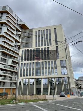 À louer Bureaux - Bordeaux 33800 - 460.29m²