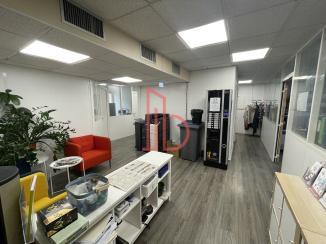 À louer Bureaux - Bordeaux 33000 - 284m²