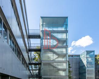 À louer Bureaux - Mérignac 33700 - 928.91m²