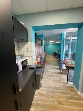 À louer Bureaux - Pessac 33600 - 327m²