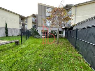 À louer Bureaux - Pessac 33600 - 327m²