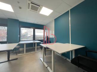 À louer Bureaux - Bordeaux 33300 - 350m²