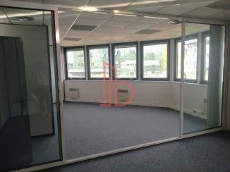 À louer Bureaux - Bruges 33520 - 95.28m²