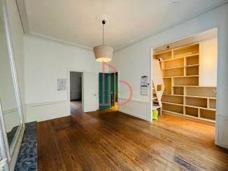 À louer Bureaux - Bordeaux 33000 - 57m²