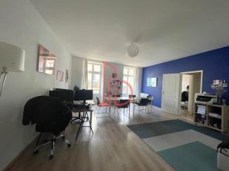 À louer Bureaux - Bordeaux 33000 - 100m²