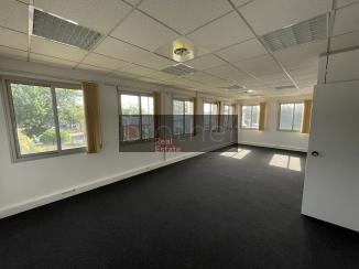 À louer Bureaux - Mérignac 33700 - 334.35m²
