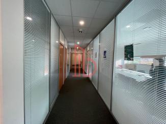 À louer Bureaux - Bordeaux 33300 - 1135.2m²