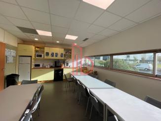 À louer Bureaux - Bordeaux 33300 - 1135.2m²