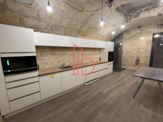 À louer Bureaux - Bordeaux 33000 - 630m²