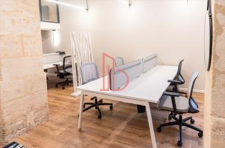 À louer Bureaux - Bordeaux 33000 - 115m²