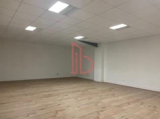 À louer Commerce - Mérignac 33700 - 700m²