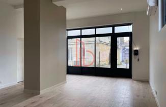 À louer Bureaux - Bordeaux 33800 - 70m²