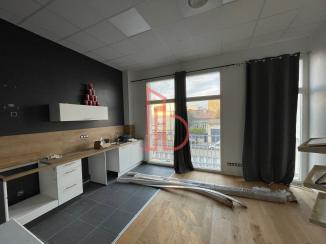 À louer Commerce - Talence 33400 - 210m²