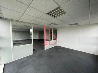 À louer Bureaux - Bordeaux 33300 - 240m²