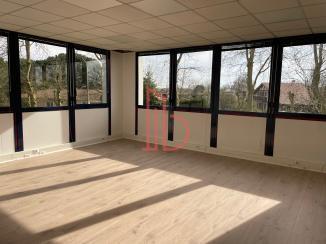 À louer Bureaux - Gradignan 33170 - 341m²