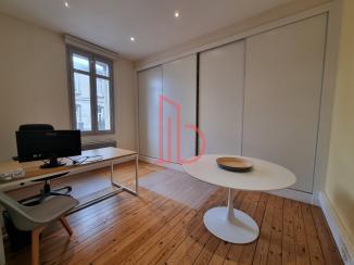 À louer Bureaux - Bordeaux 33800 - 160m²