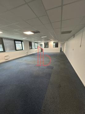 À louer Bureaux - Bruges 33520 - 360m²
