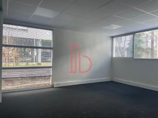 À louer Bureaux - Mérignac 33700 - 860m²