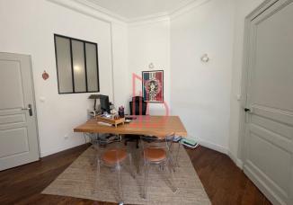 À louer Bureaux - Bordeaux 33000 - 38m²