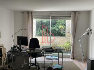 À louer Bureaux - Bordeaux 33000 - 200m²
