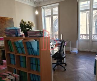 À louer Bureaux - Bordeaux 33000 - 120m²