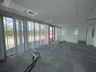 À louer Bureaux - Bordeaux 33300 - 1090m²