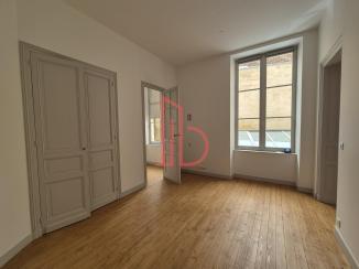 À louer Bureaux - Bordeaux 33000 - 113m²