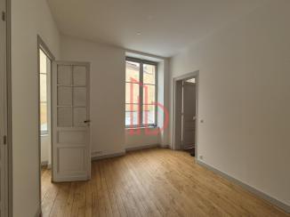 À louer Bureaux - Bordeaux 33000 - 113m²