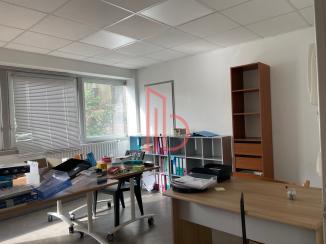 À louer Bureaux - Bordeaux 33000 - 321m²
