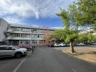 À louer Bureaux - Bordeaux 33000 - 330m²