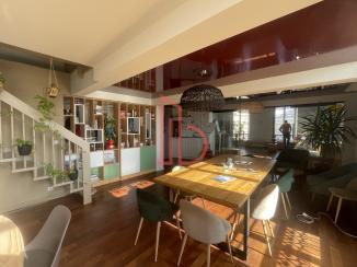 À louer Bureaux - Bordeaux 33000 - 240m²