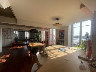 À louer Bureaux - Bordeaux 33000 - 240m²
