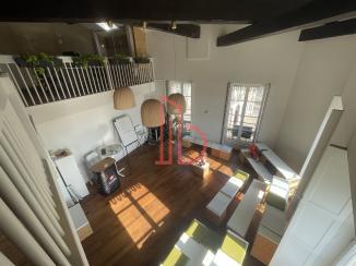 À louer Bureaux - Bordeaux 33000 - 240m²