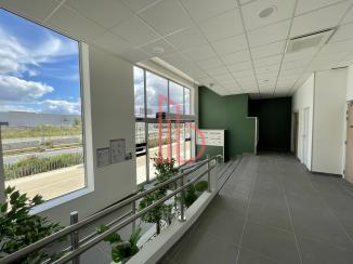 À louer Bureaux - Bordeaux 33800 - 3037.7m²