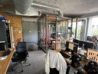 À louer Bureaux - Bordeaux 33800 - 200m²