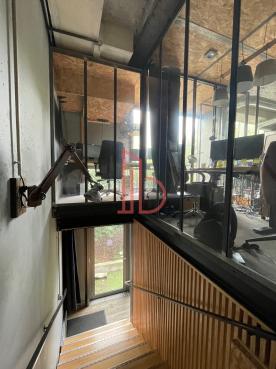 À louer Bureaux - Bordeaux 33800 - 200m²