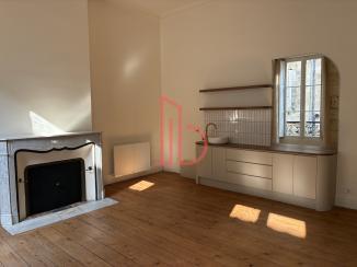 À louer Bureaux - Bordeaux 33000 - 97.37m²