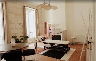 À louer Bureaux - Bordeaux 33000 - 97.37m²