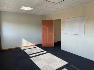 À louer Bureaux - Mérignac 33700 - 215.72m²