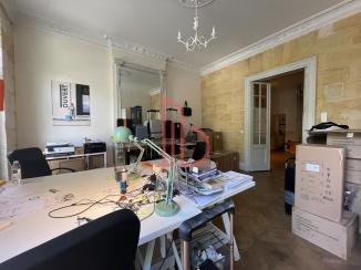 À louer Bureaux - Bordeaux 33000 - 90m²