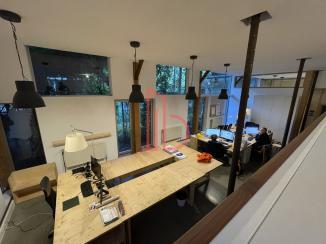 À louer Bureaux - Bordeaux 33300 - 130m²