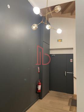 À louer Bureaux - Bordeaux 33000 - 200m²