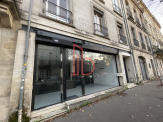 À louer Bureaux - Bordeaux 33000 - 256m²