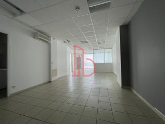 À louer Bureaux - Bordeaux 33300 - 112.7m²